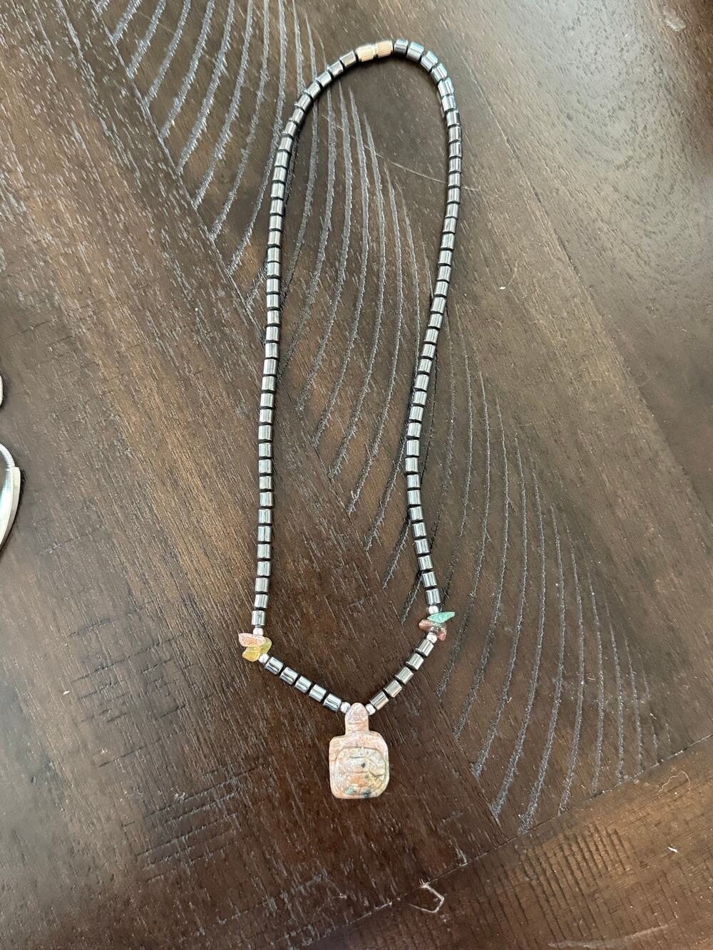 Artisan Hematite Gemstone Chip Turtle Pendant Necklace 16”